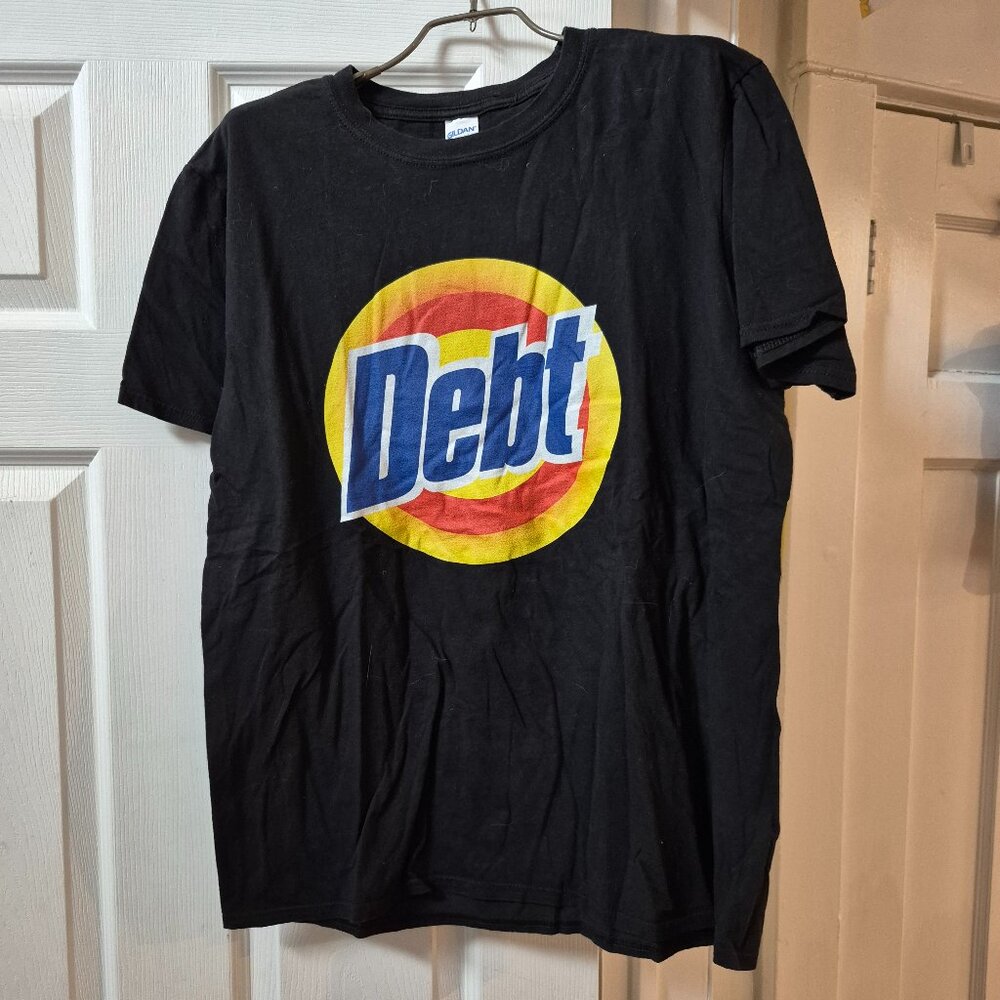 GILDAN DEBT GRAPHIC TEE-SHIRT SIZE LARGE